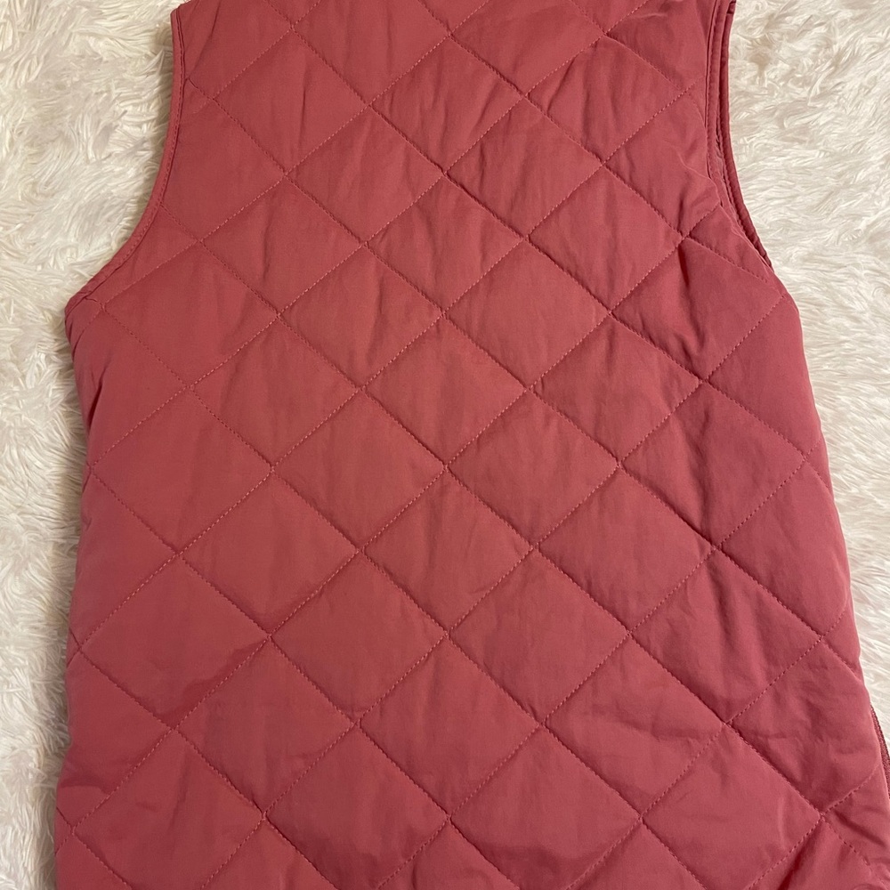Mauve pink vest